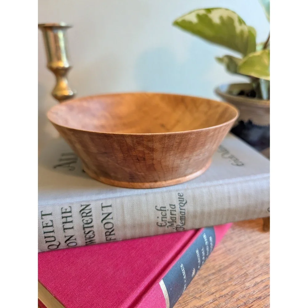 Vintage JMB 1996 Hand Turned Wood Bowl Signed Artisan Studio‎ Craft 6.5 Inch